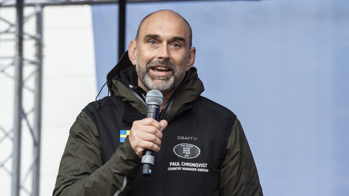 2019. Check&ouml;verl&auml;mning fr&aring;n team Rynkeby till Barncancerfonden, R&aring;dhusparken i J&ouml;nk&ouml;ping.Foto Anna H&aring;llams